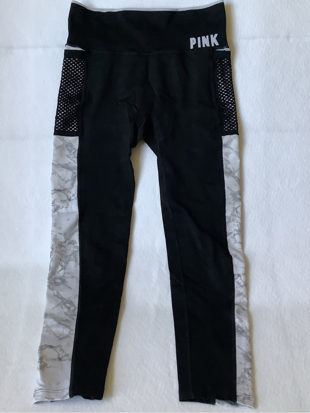 PINK Victoria’s Secret Black Marble Stripe Ultimate Mesh Pocket Leggings M
